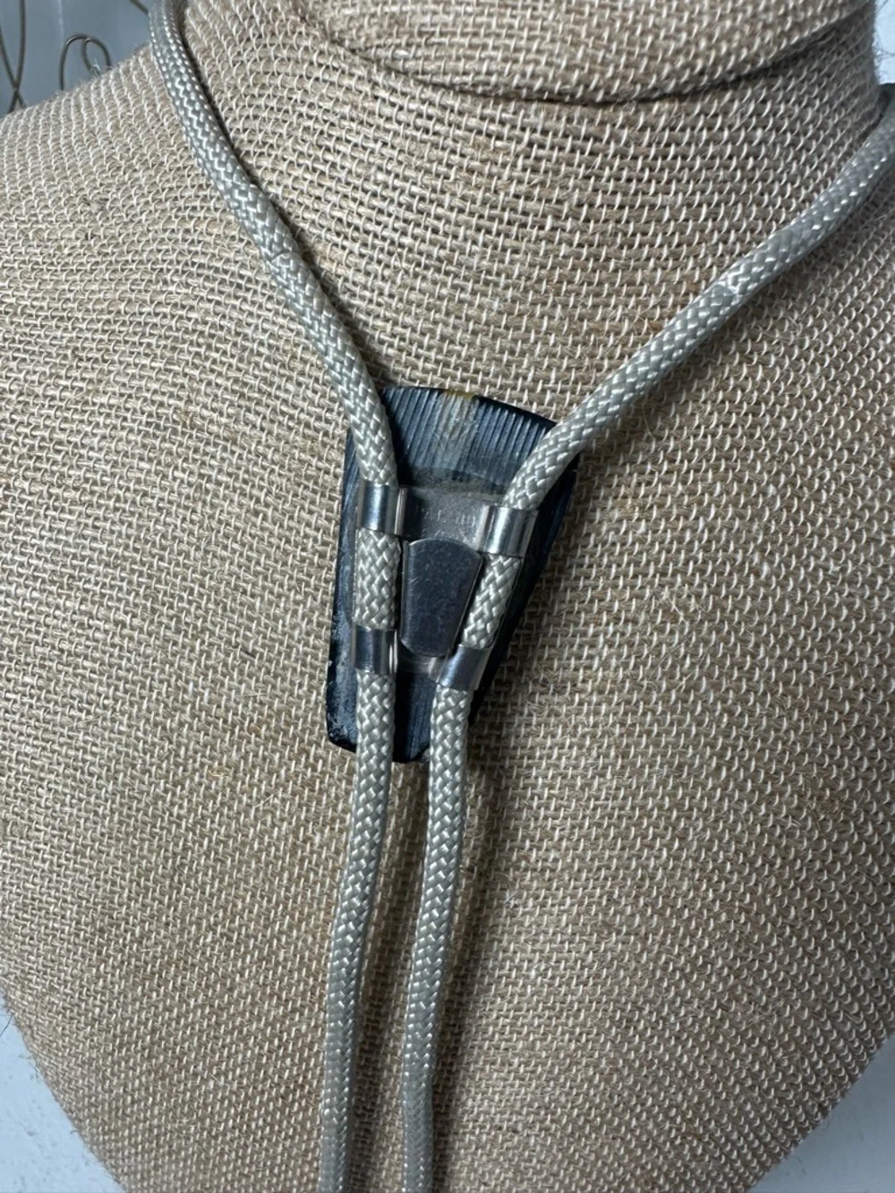 Vintage Black Bolo Tie Western Necklace Cowboy Rodeo Southwestern Statement - Picture 4 of 4